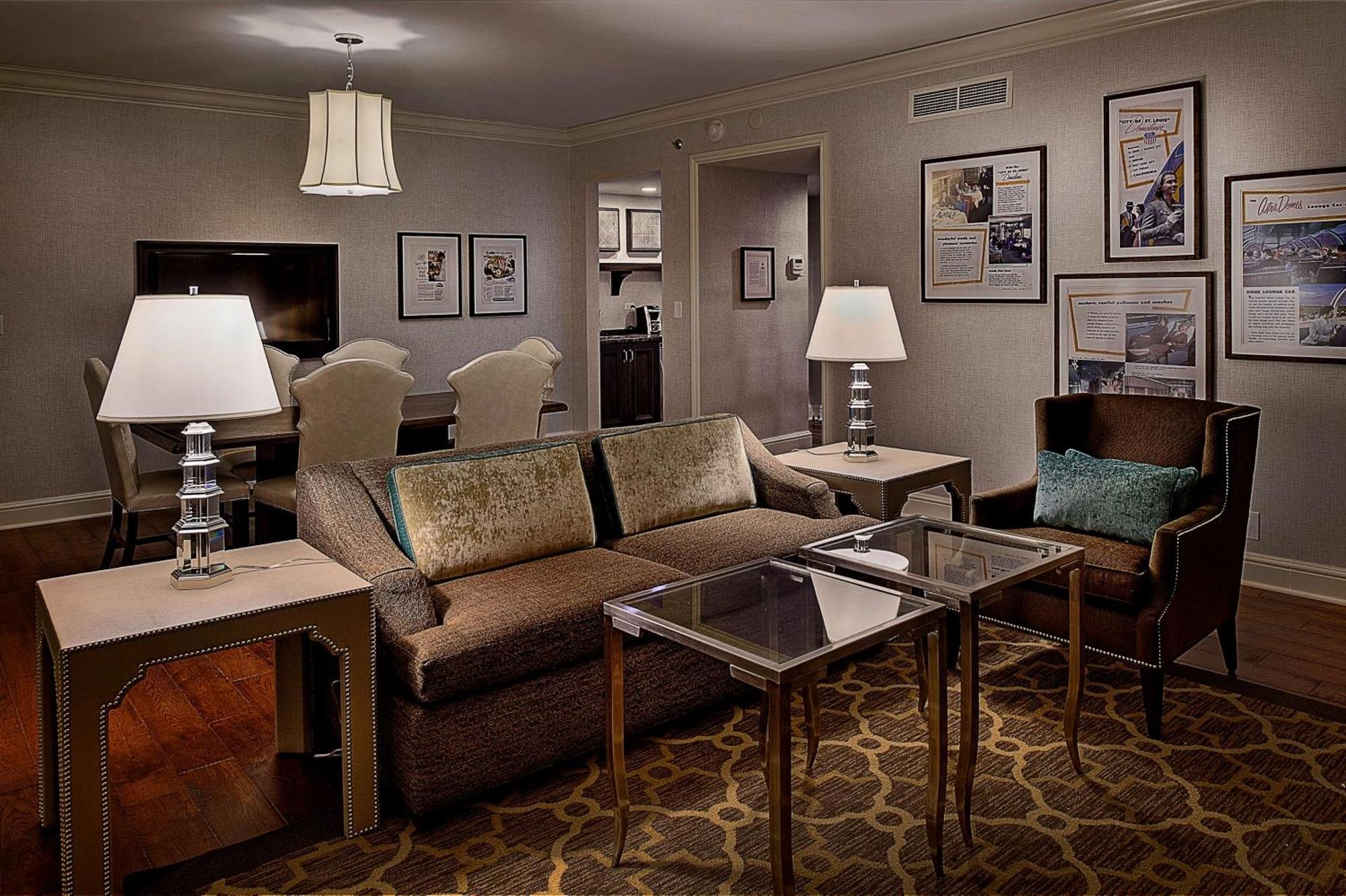 St. Louis Union Station Hotel, Curio Collection By Hilton Esterno foto